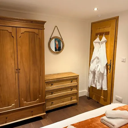 Gasthof 3 Bed Stunning Mazot Slopeside Newly Renovated *